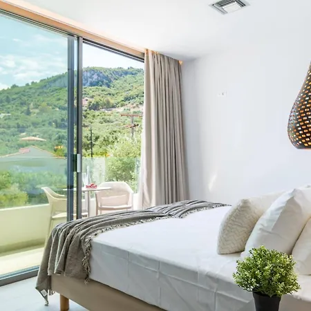 Bougainvillea Boutique 2 By * Marathiás